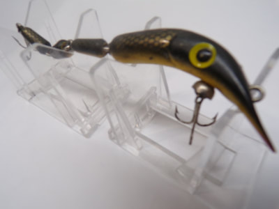 ANTIQUE FISHING LURE COLLECTOR'S ONLINE AUCTION - SUPERIOR AUCTION LLC